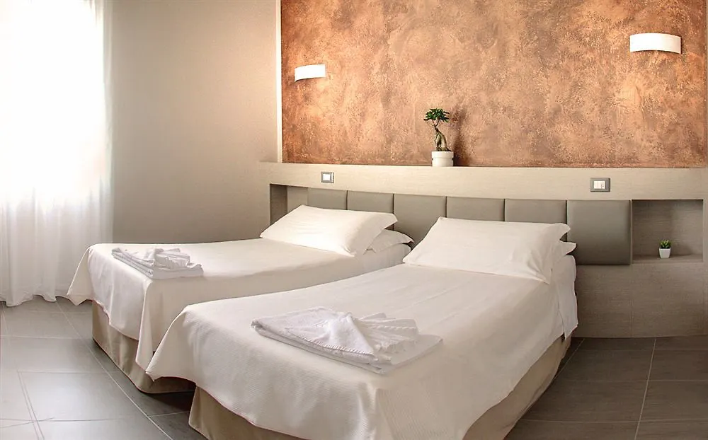 Hotel Helvetia Τζεσόλο Λίντο 3*,